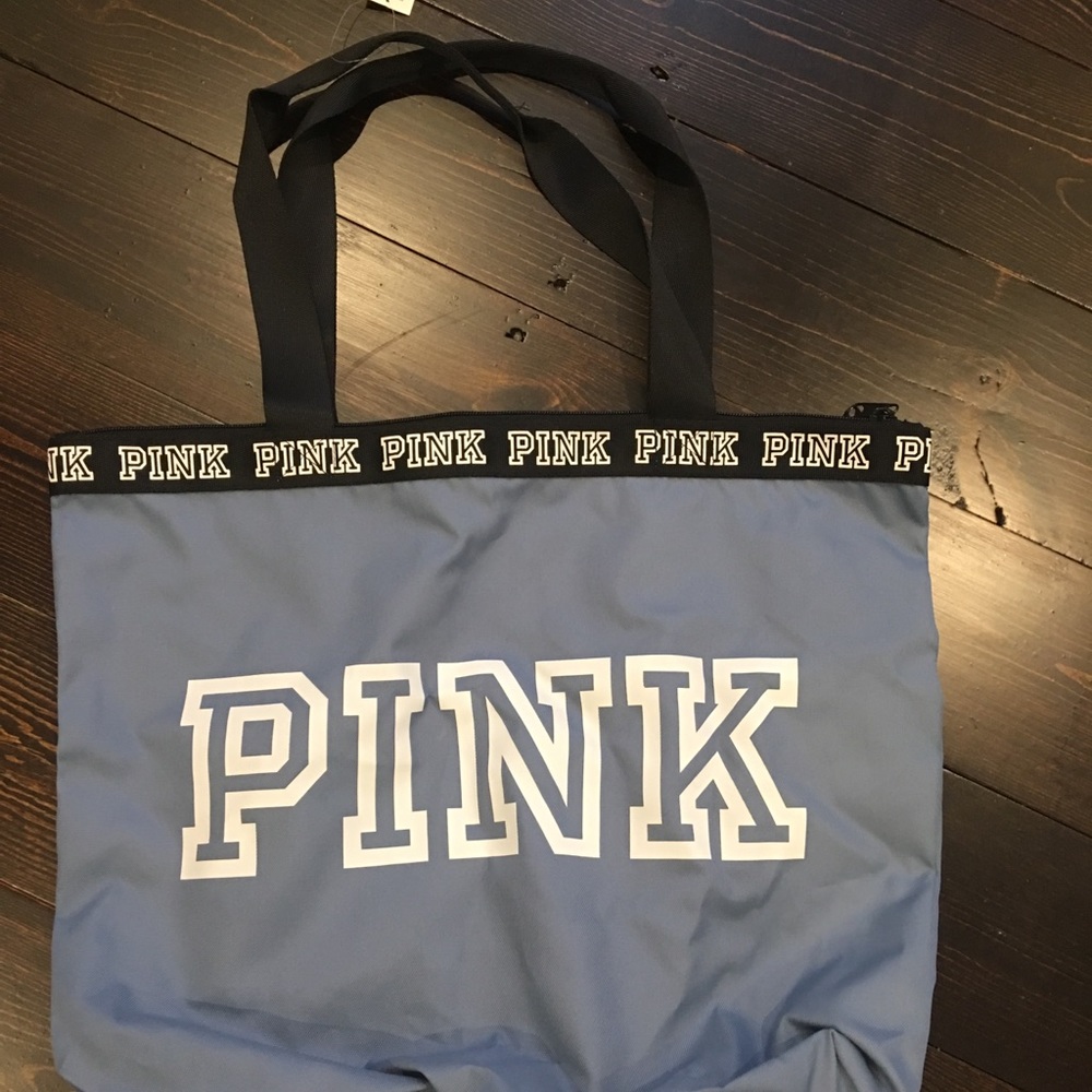 Pink NWT zippered tote bag